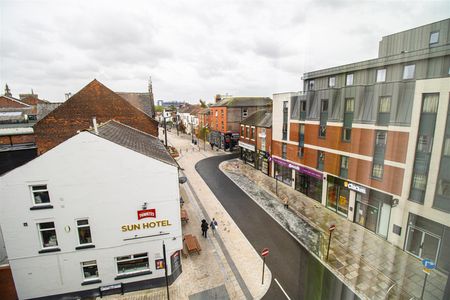 Premiere Rooms to Let on Friargate Court, Preston - Photo 3