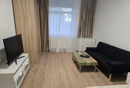 Vatra luminoasa bloc rusesc muncii metrou - Photo 2