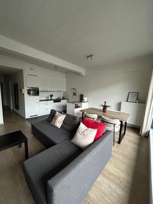 Appartement te huur - Photo 1