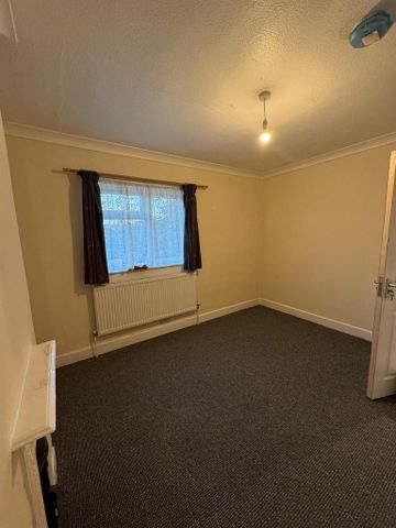 5 bedroom terraced house to rent - Photo 3