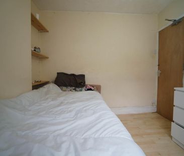 11 St Paul's Terrace - Photo 1