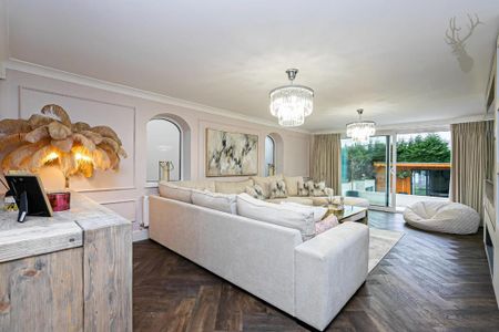 4 bedroom detached house to rent - Photo 5