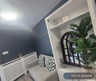 1 bedroom in a house share to rent - Photo 6