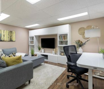 81 PURCELL CRESCENT - Photo 1