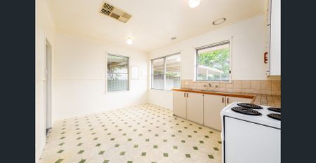 Comfortable & Convenient Living in South Shepparton - Photo 4