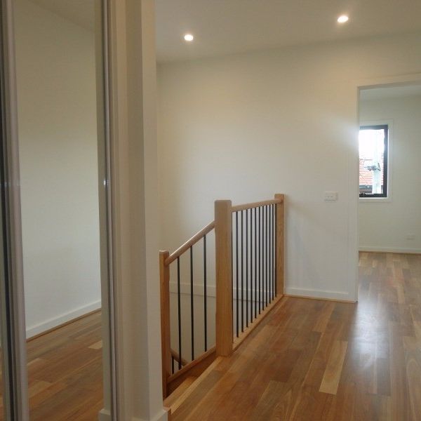 Spacious 3 Bedroom Townhouse - Photo 1