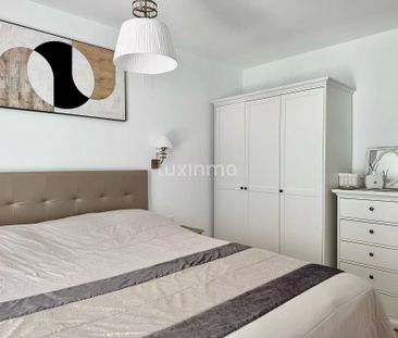 Modern Penthouse with Rooftop Terrace - Photo 1