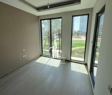 Single Row | Golf Course Access | Luxury Living - Photo 4