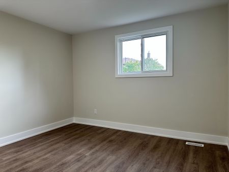 For Lease - 52 Horne Drive Unit# Upper, Brampton, Ontario - Photo 3