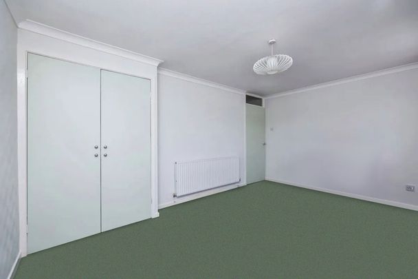 2 Bed Terraced House, Alma Road, NG3 - Photo 1