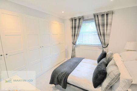 2 bedroom ground floor flat to rent - Photo 4