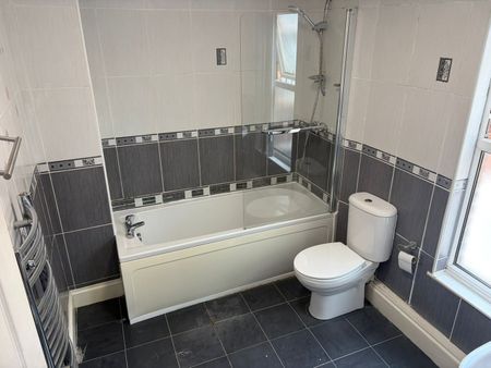 2 Bed Detached House, Alfonso Road, L4 - Photo 5