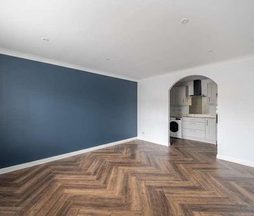 Grosvenor House, St. Lukes Square, Guildford, Surrey, GU1 - Photo 1