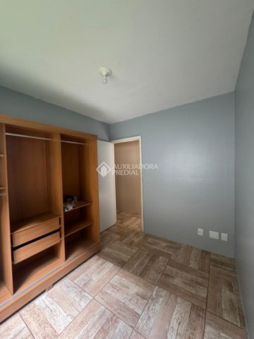 Apartamento com 2 quartos e 42m² para alugar em Santa Cruz, Gravataí. - Foto 2