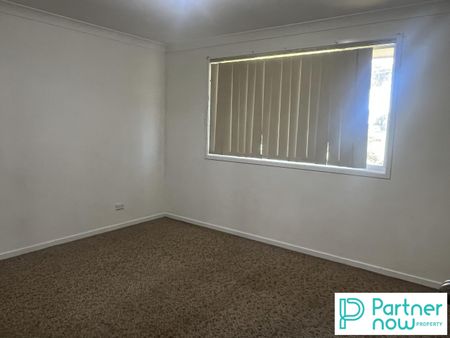 67 Warral Road, TAMWORTH NSW 2340 - Photo 2