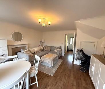 3 bedroom terraced house to rent - Photo 6