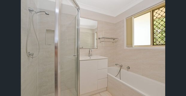 Peaceful Living in a Leafy Bellbird Park Location - Photo 1