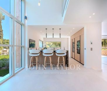 Tout savoir sur cette maison dans le quartier Village-Le Val-Cabrie... - Photo 4