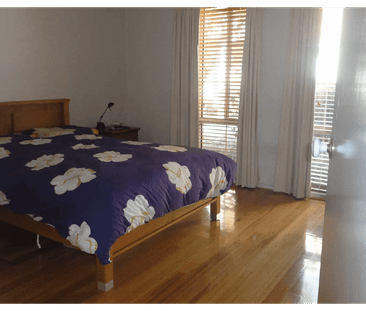 4/68 Fewster Road, Hampton, Vic 3188 - Photo 3