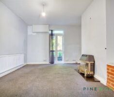 2 BEDROOM House - Terraced - Photo 2