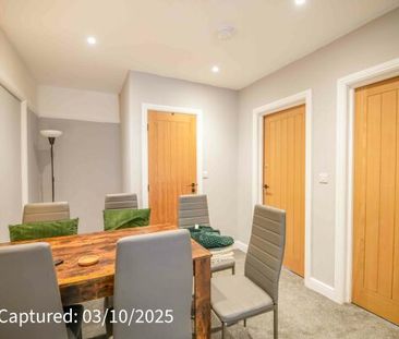 12a Lilac Avenue - Photo 1