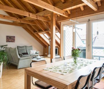 Helle Dachwohnung inkl. Bastelraum und Kellerabteil - Foto 1