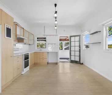 Cozy Cottage - Photo 3