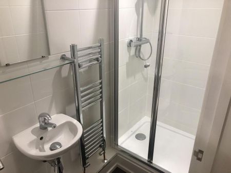 1 bedroom flat to rent - Photo 5