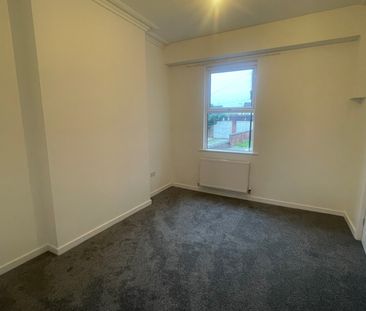 Flat 1 366 Ormskirk Road, Wigan - Photo 4