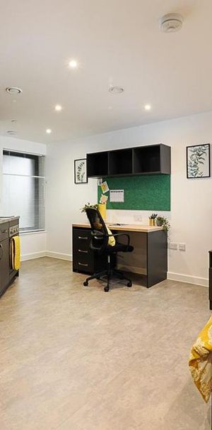 Studio to rent - Photo 1