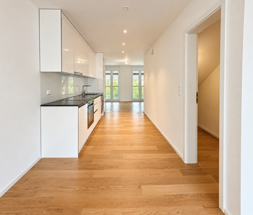 Moderne 2.5-Zimmer-Maisonette im Herzen von Bözen - Photo 3