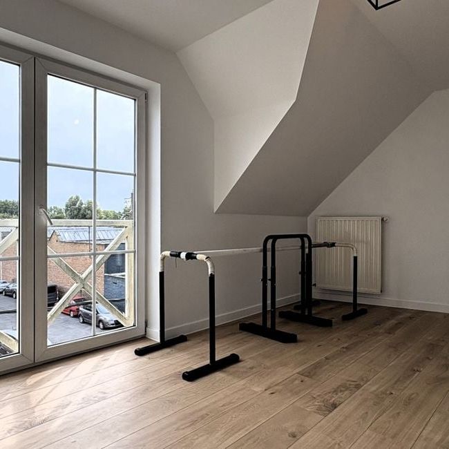 Appartement te huur in Bossuit voor € 900 met 2 slaapkamers - Foto 1