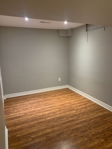 For Lease - 12 D'ambrosio Drive Unit# Lower, Barrie, Ontario - Photo 4