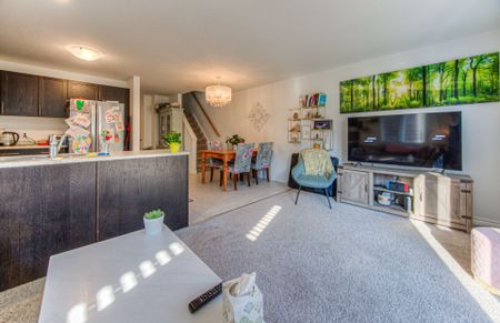 For Lease - 135 Hardcastle Drive Unit# 61, Cambridge, Ontario - Photo 4