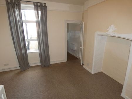 1 bed Studio Apartment - To Let - Photo 4