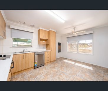 8 Morrish Road, Shepparton, Vic 3630 - Photo 1