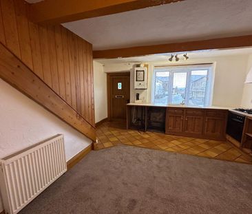 Spring Lane, Colne, Lancs - Photo 4