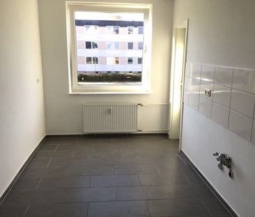 Familienfreundliche 4-Zimmer-Wohnung frisch für Sie renoviert - Foto 1