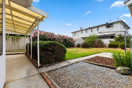 32 Ozone St, Victor Harbor SA 5211 - House For Rent | Domain - Photo 4