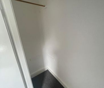 2 Bedroom Flat - Photo 4
