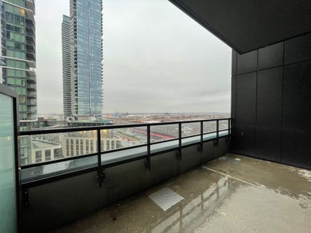 For Lease - 7895 Jane Street Unit# 1011, Vaughan, Ontario - Photo 3