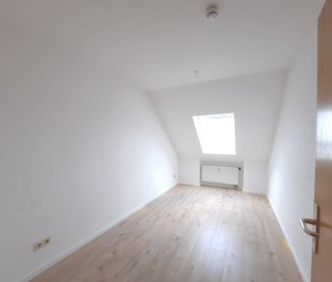 "Charmante 2-Raum-Wohnung im Dachgeschoss" - Foto 1