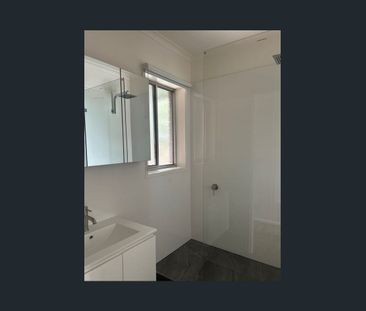 Modern, Bright & Spacious! - Photo 4