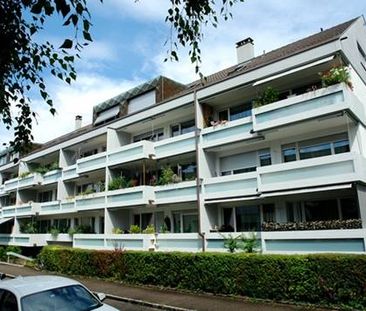 Grosszügige 6.5-Zimmer-Duplex-Wohnung mit Kamin in Riehen - Photo 1