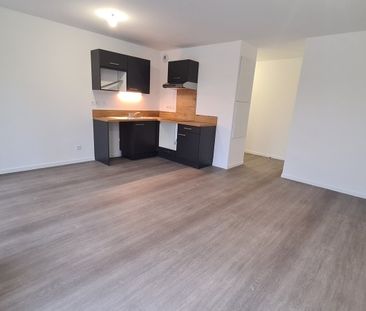 Location Appartement 3 pièces 63m² ORLEANS 45000 - Photo 2