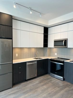 For Lease - 100 Eagle Rock Way Unit# Lph1107, Vaughan, Ontario - Photo 1