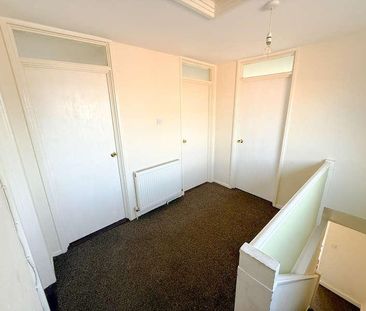 Eldon Way, Hockley, SS5 - Photo 6