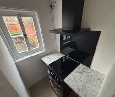 2 bedroom cottage to rent - Photo 3