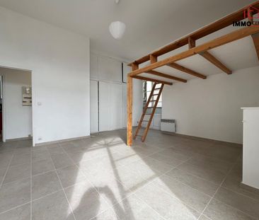 Location Appartement 2 pièces 53m² TOULON 83000 - Photo 2