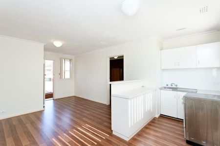 11/15 Adams Street, Queanbeyan - Photo 3